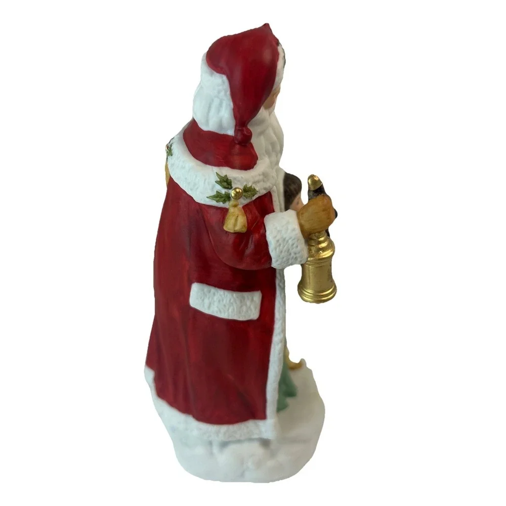Avon Fine Collectibles 1995 Santa Porcelain‎ Figurine